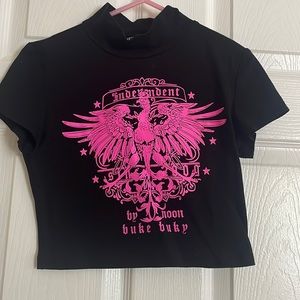 NEW Graphic crop top